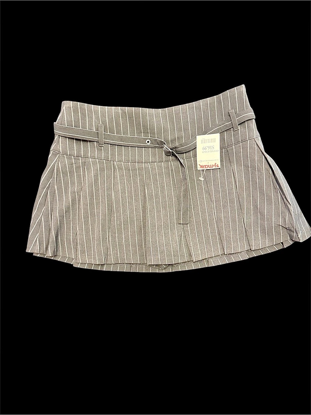 Love Tree Striped Skort in Gray NWT